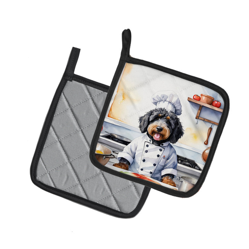 Caroline's Treasures The Dog Chef Polyester Potholder Set