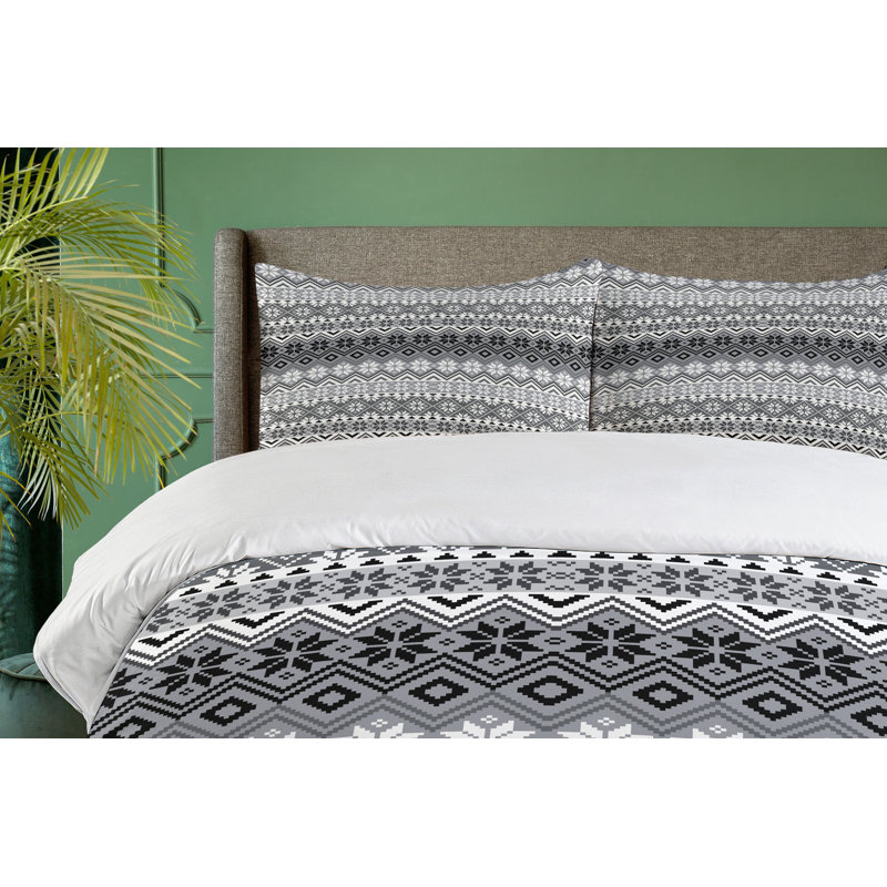 Gray and White Nordic Snowflake Knit Queen Duvet Cover Set