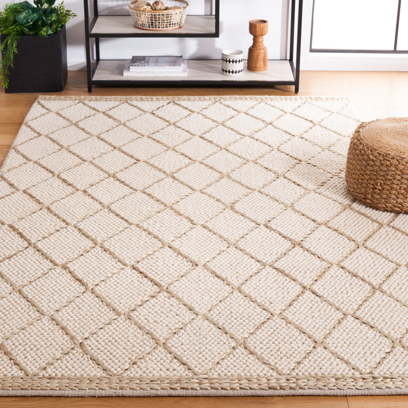 Natura Hand Woven Wool/Cotton Geometric Rug in Ivory/Natural, Rectangle 8' x 10'