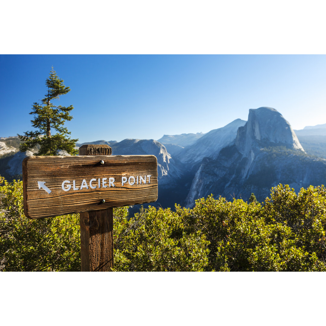 Leinwandbild Yosemite National Park von Traveler1116