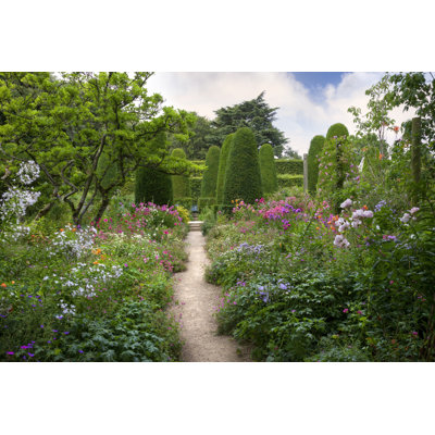 " English Country Garden "