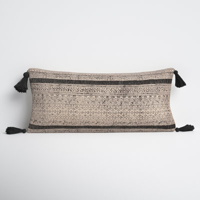Zetta Rectangular Pillow Cover