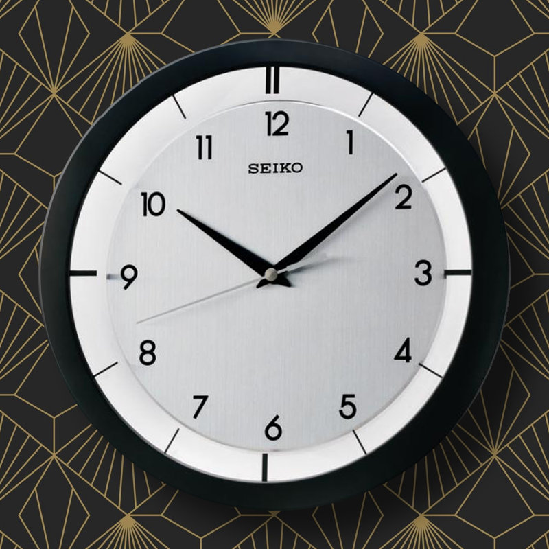 QXA520KLH Wall Clock, Black