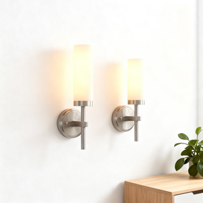 Ensemble de 2 appliques murales modernes, finition nickel brossé avec abat-jour en verre blanc, éclairage de meuble-lavabo câblé pour miroir, chambre à coucher, couloir et salon