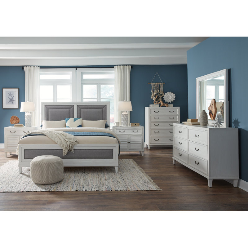 Damarquis 32'' W Solid Wood Nightstand