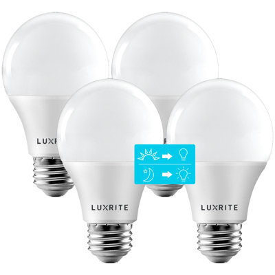 Luxrite A19 LED Dusk To Dawn Light Bulbs Enclosed Fixture Rated 3000K Soft White 800 Lumens Damp Rated E26 Base (4 Pack)