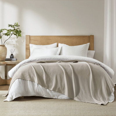 Liquid Cotton Breathable Woven Blanket