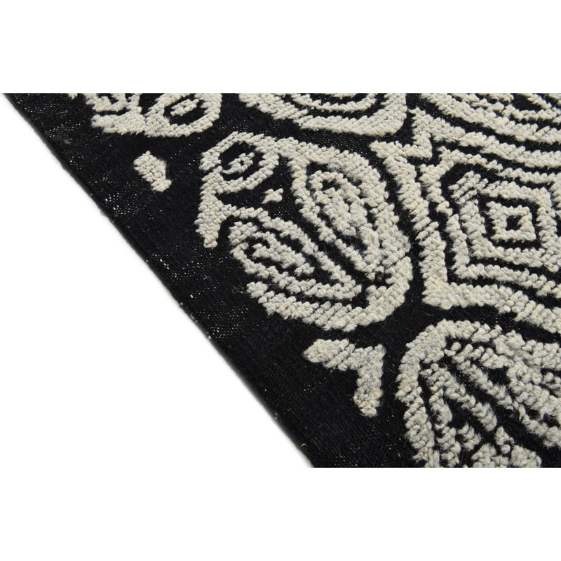 Tapis noir 8 x 10 Porcaro