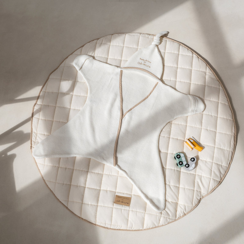 Sunny Day Organic Star Breathable Wrap Blanket