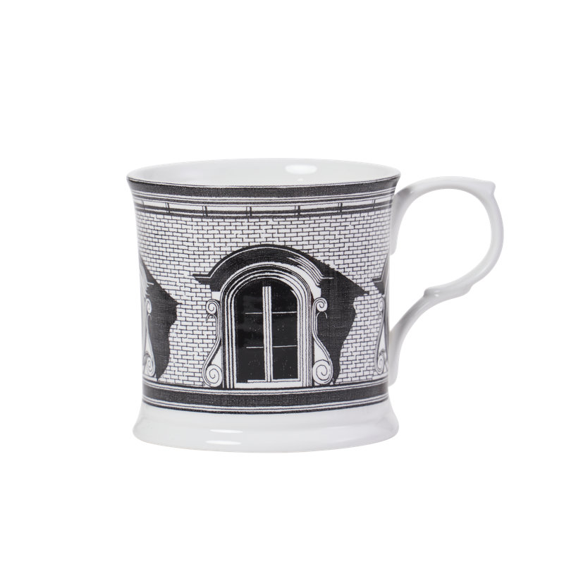 Mug B