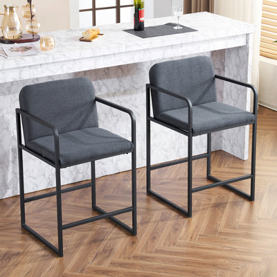 Ensemble de 2 tabourets de bar rembourrés à hauteur de comptoir avec accoudoirs, structure en métal et siège rembourré, chaise de salle à manger confortable pour îlot de cuisine, bar ou restaurant