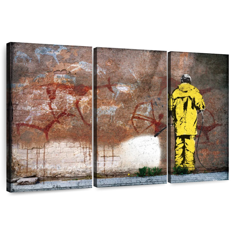 Leisha Street Cleaner, 28" H x 45" W