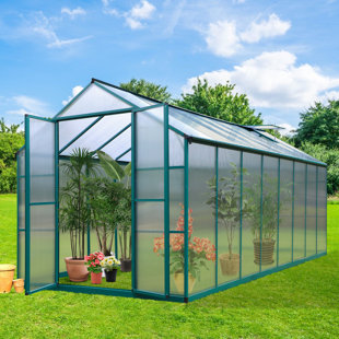 7,8 pi L 11,8 pi. D Serre en polycarbonate avec évent de toit réglable et gouttière
