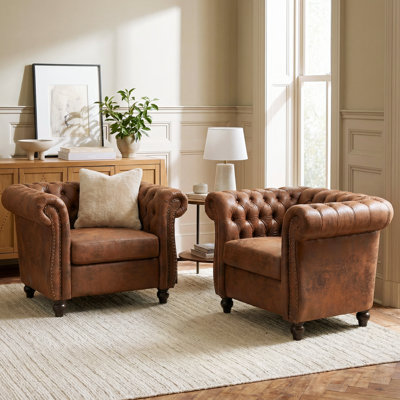 38.5" Wide Tufted Chesterfield Chair