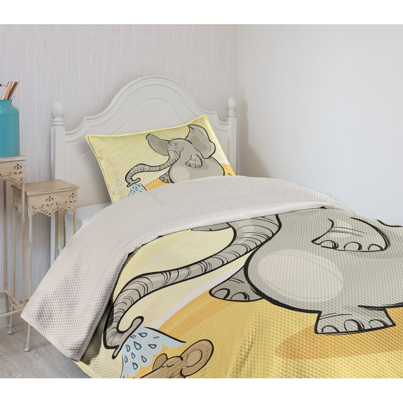 Kids Queen White Quilted Elephant Bedspread Set