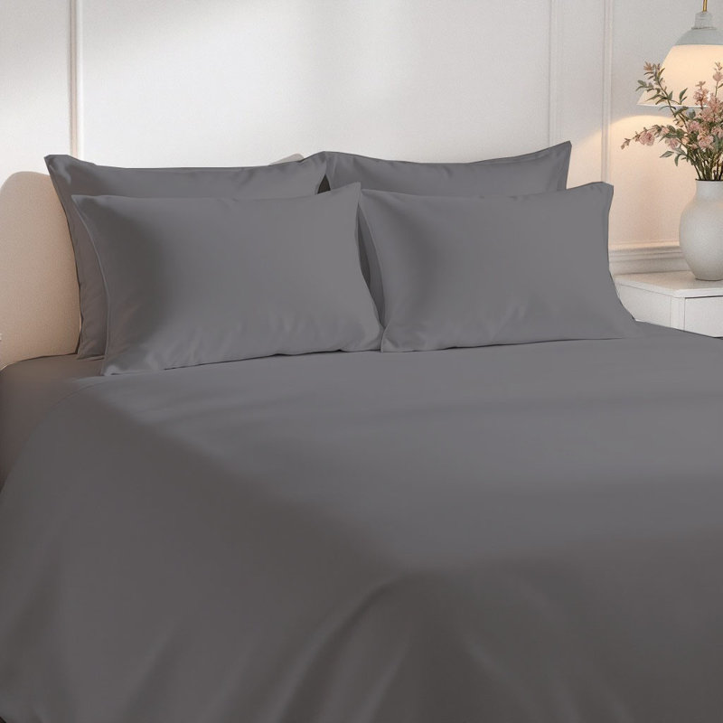 Luxurious Premium Microfiber Sheet Set, Light Gray, Full Sheet Set with  4 Pillowcases
