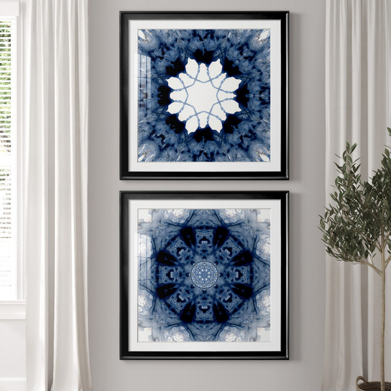 Indigo kaleidoscope I - ensemble de 2 reproductions d'art, H 30,5 po x l 61 po x P 1,5 po, Papier encadré noir, Blanc