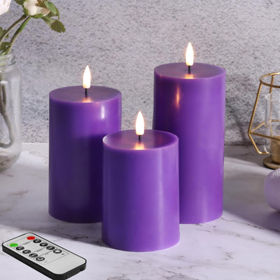 Bougies piliers sans flamme Girimax violettes avec télécommande, ensemble de 3, bougies DEL en cire véritable à effet scintillant, bougies piliers décoratives à piles pour la maison, la table et les étagères.