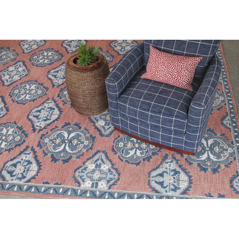 Vintage Glory Hand Hooked Wool Rug in Blue/Faded Red/Cream, Rectangle 9' x 13'