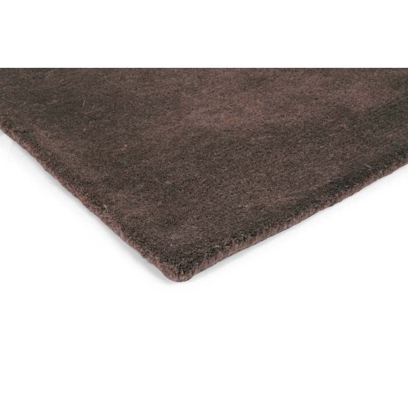 Hand Tufted Area Rug in Aubergine, Rectangle 5'7" x 7'10"