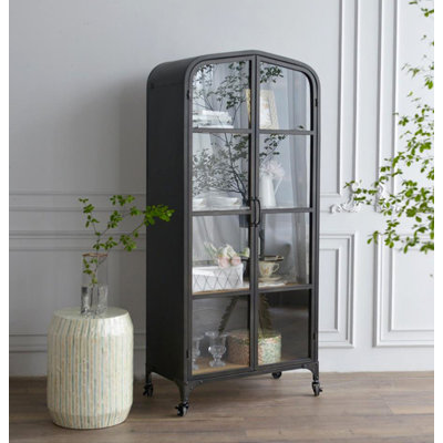 Armoire vitrée 62,2 po