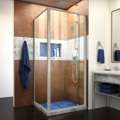 Cabine de douche pivotante semi-sans cadre en nickel brossé P 30 1/2 po x l 28 7/16 - 32 7/16 po x H 72 po DreamLine