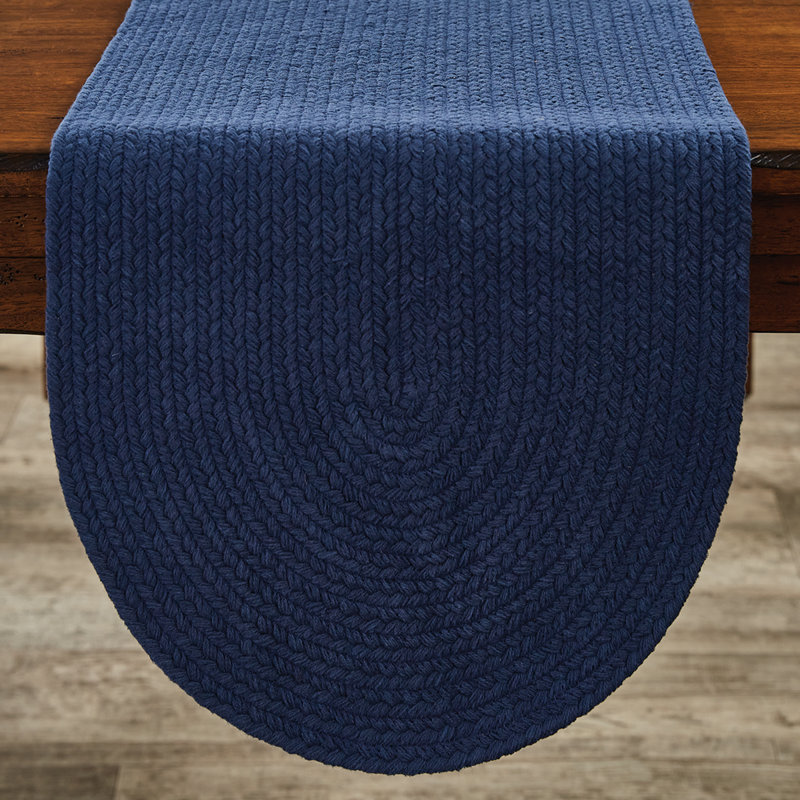 Linge de table Cilka, Tapis de 54 po, Marine, Couleur unie