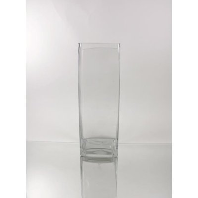 Vase carré en verre
