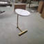 Table d'appoint en forme de C avec petit canapé et table d'appoint-274231926-274231927