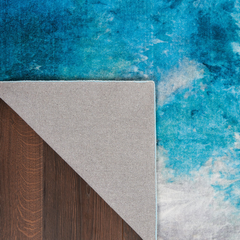 Tapis bleu en nylon touffeté à la machine Youki, Rectangle 5 pi 3 po x 7 pi 3 po