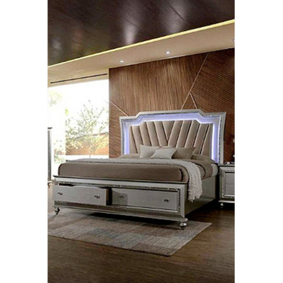 Lit luxueux avec grand lit et rangement pour un confort et un style ultimes