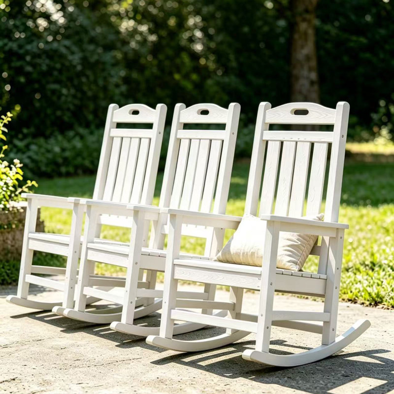 Chaise berçante en plastique Mccutcheon, Blanc