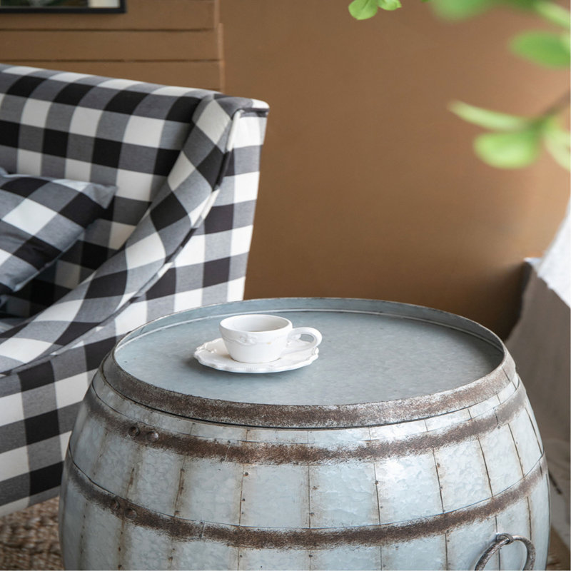 Table d'appoint cylindrique 22,5 x 22,5 x 26 po