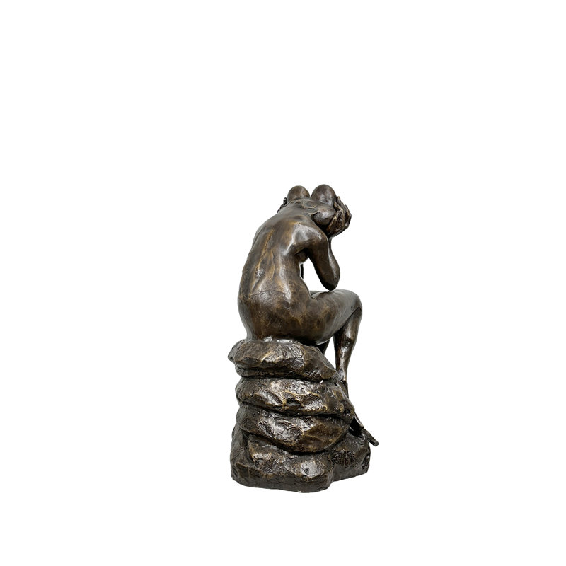 Sculpture bronze grenouille sur pierre