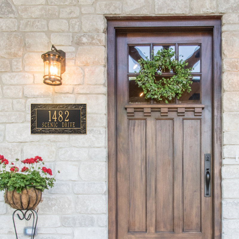 Plaque d'adresse murale sur 2 lignes Pinecone, Noir / or, Oui