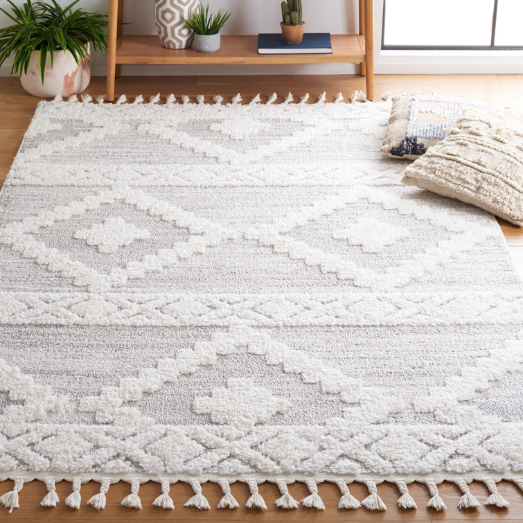 Langley Street Hugley Geometric Rug & Reviews