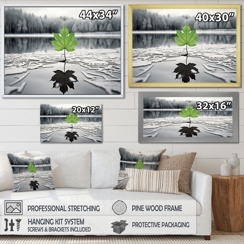 «Green Leaves Solitude In Winter I», H 16 po x l 32 po x P 1 po, Cadre flottant blanc