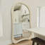 Miroirs pleine grandeur en bois manufacturé de forme libre-129456179