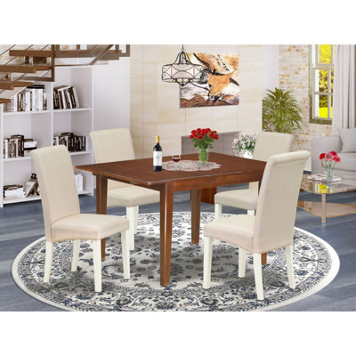 L'ensemble 5 pièces de table et chaises de cuisine comprend une table de salle à manger rectangulaire à feuilles de papillon et 4 chaises Parsons en lin crème, acajou