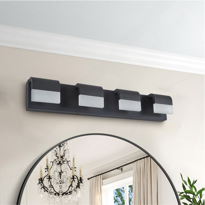 Luminaire de salle de bain 4 lumières en acrylique noir mat pour miroir, douche et décor de salle de bain, 29,9 po de largeur