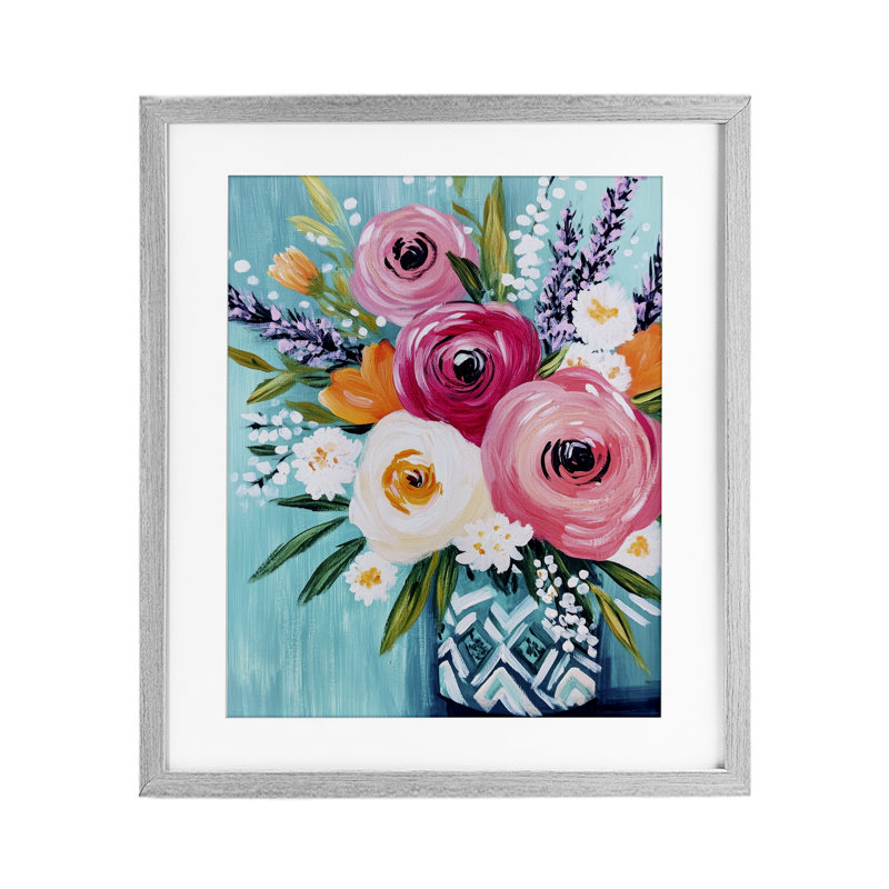 Vase décoratif avec bouquet de renoncules, reproduction sous verre, design par Petal Prints Design, H 16 po x l 13 po