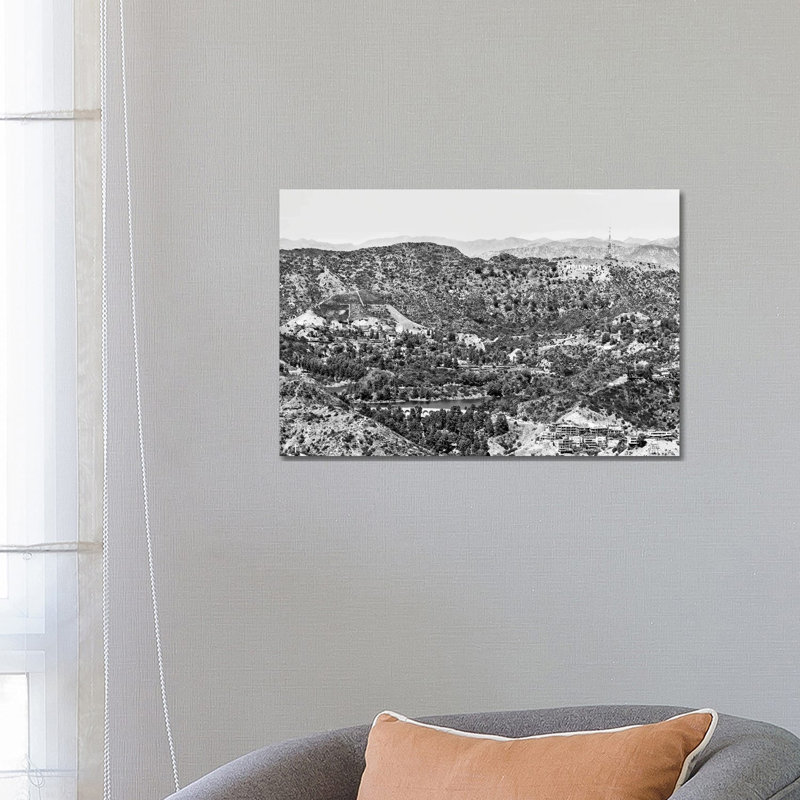 «Black California Series - Hollywood Hills View» par Philippe Hugonnard - reproduction de photo sur toile tendue