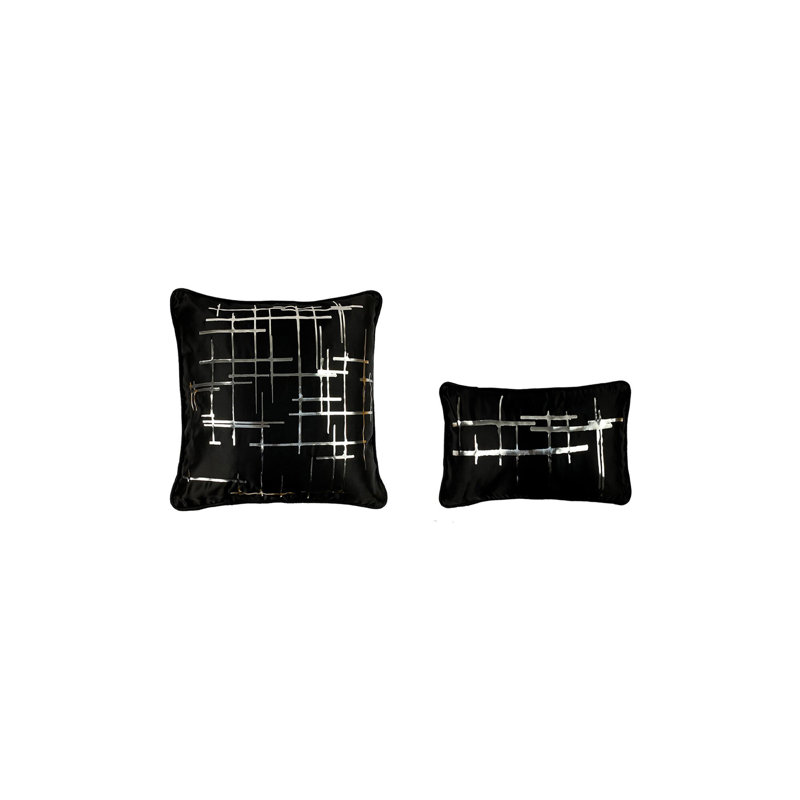 Paire de satin blanc croisé noir satiné Duchesse, Noir / blanc