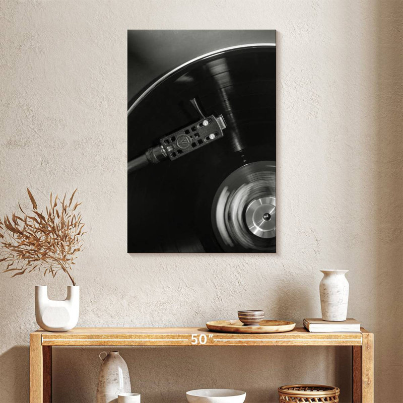 Abarca Vinyl I, 36" H x 24" W