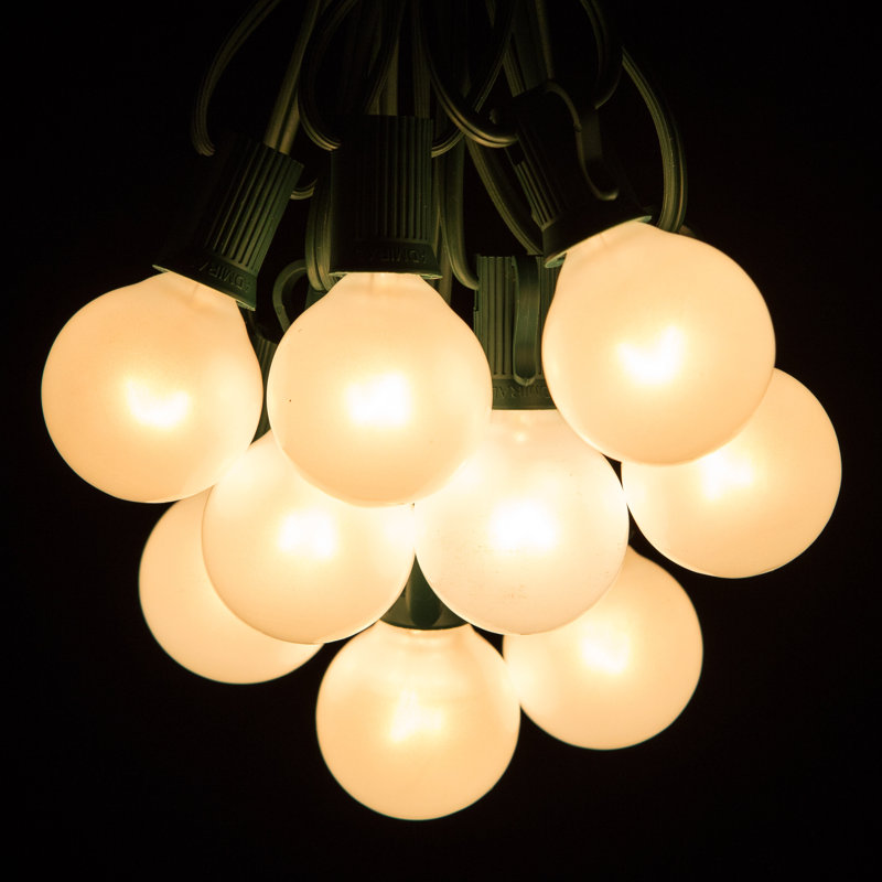 Guirlande de 100 lumières sphériques d'extérieur Tavis, Vert