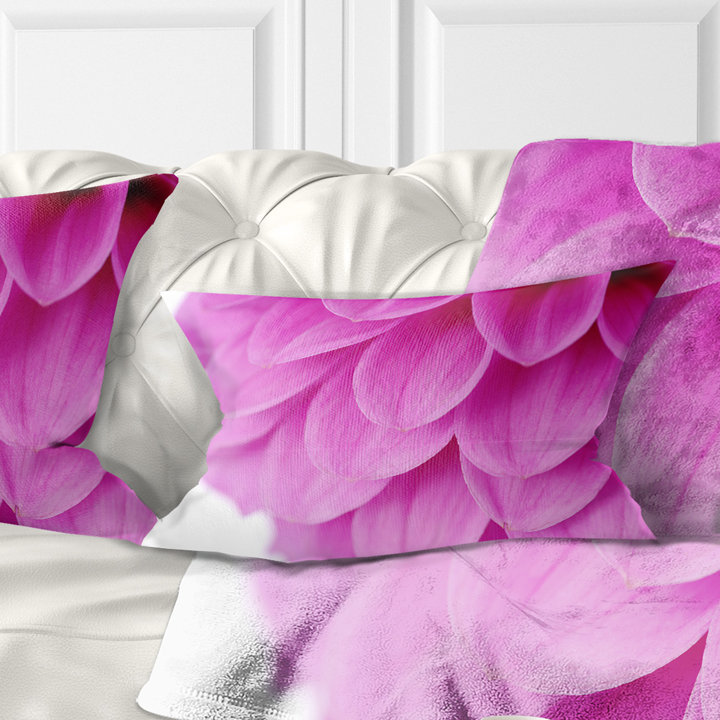 Coussin lombaire floral doux à fleur abstraite
