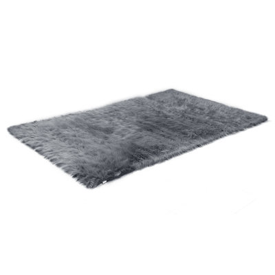 Hughey Faux Fur Indoor Rug