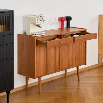 Modern Minimalist Style Sideboard