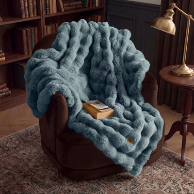 Bedsure Fluffy Faux Fur Throw Blanket – Soft Bubble Blanket for Sofa & Dorm Room – Citadel – Gift for Teen 