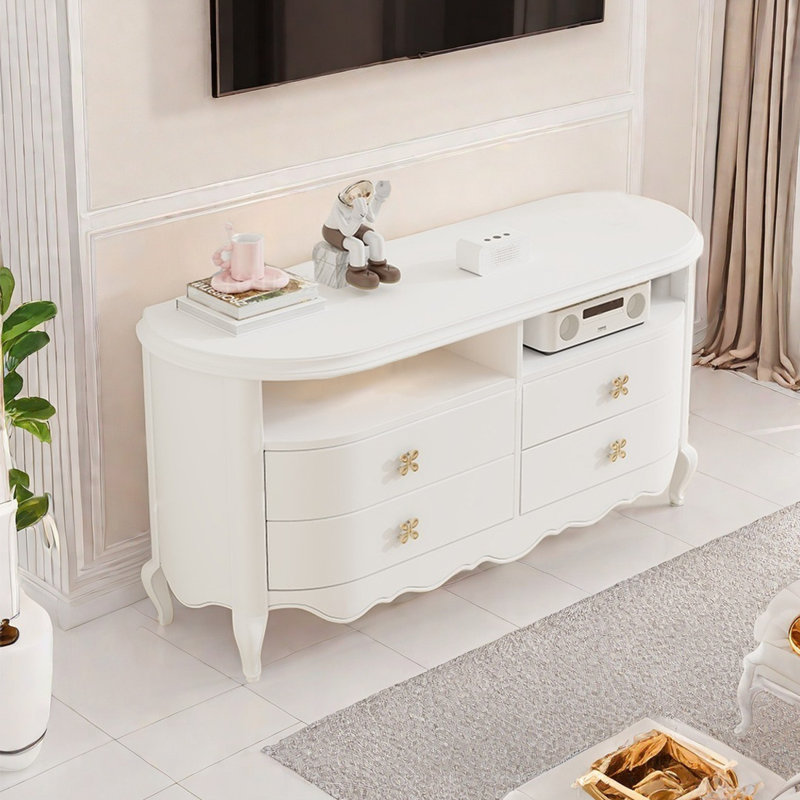 Adanna, Blanc